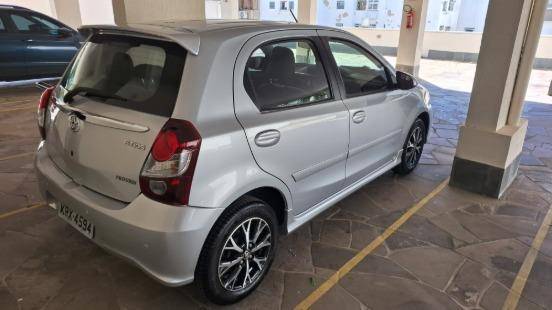 TOYOTA ETIOS 1.5 PLATINUM 16V FLEX 4P AUTOMÁTICO